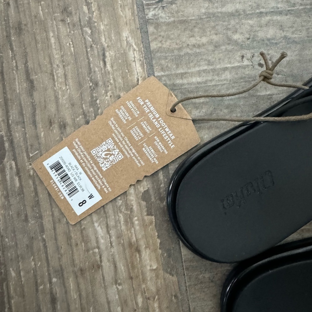Olukai Aka Sandals in black size 8 - Picture 6 of 7
